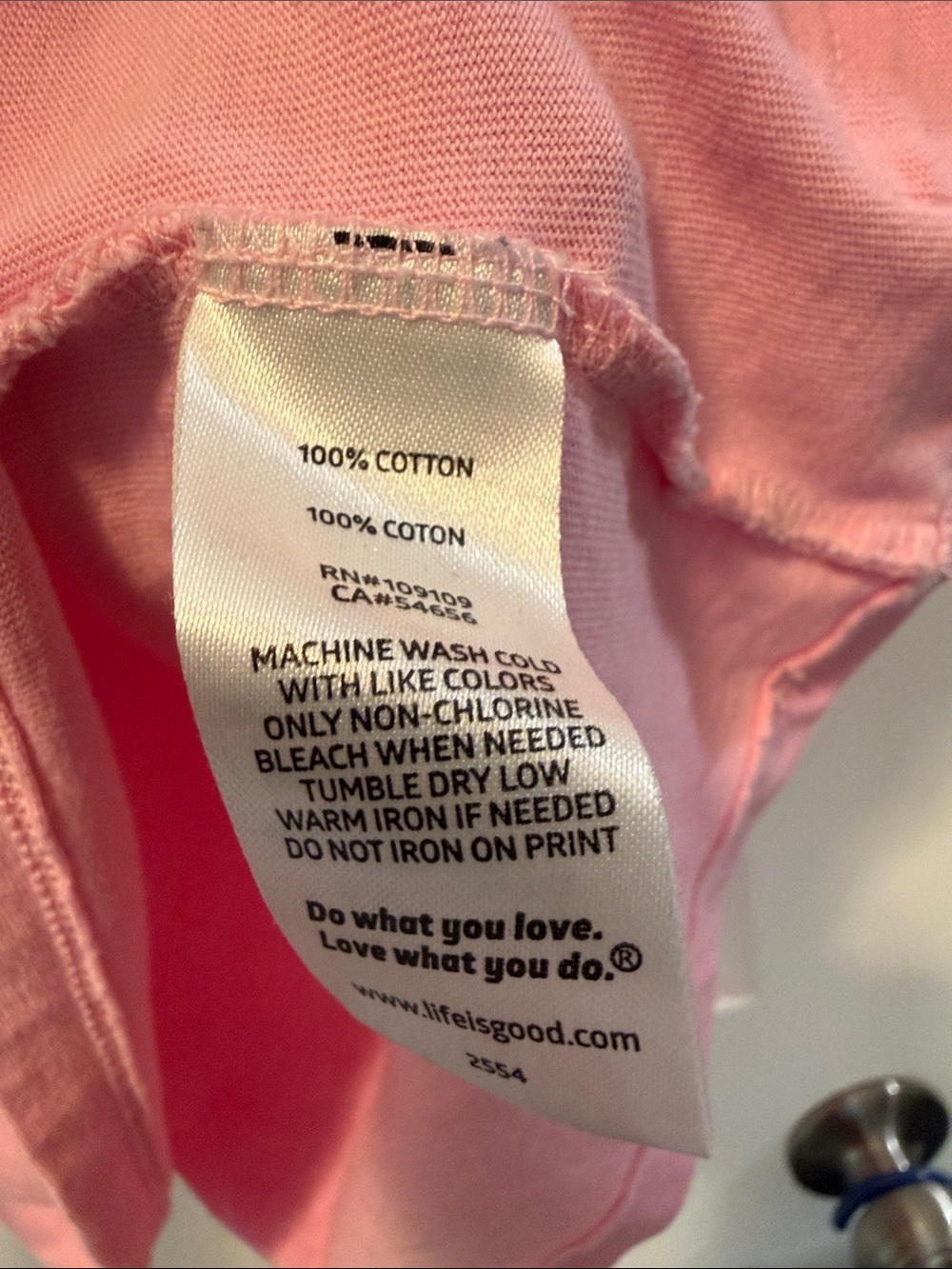 Life Is Good Women's Pink Short Sleeve 'Do What You Love' Graphic Tee - Picture 6 of 6